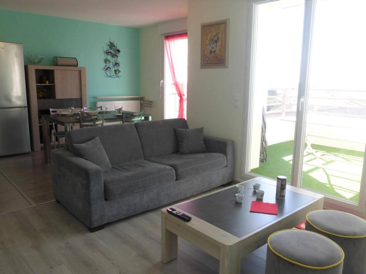 Appartement 2 Pieces Avec Balcon, Parking Et Proche Plage A Saint-Gilles-Croix-De-Vie - Fr-1-224-587 Exteriér fotografie