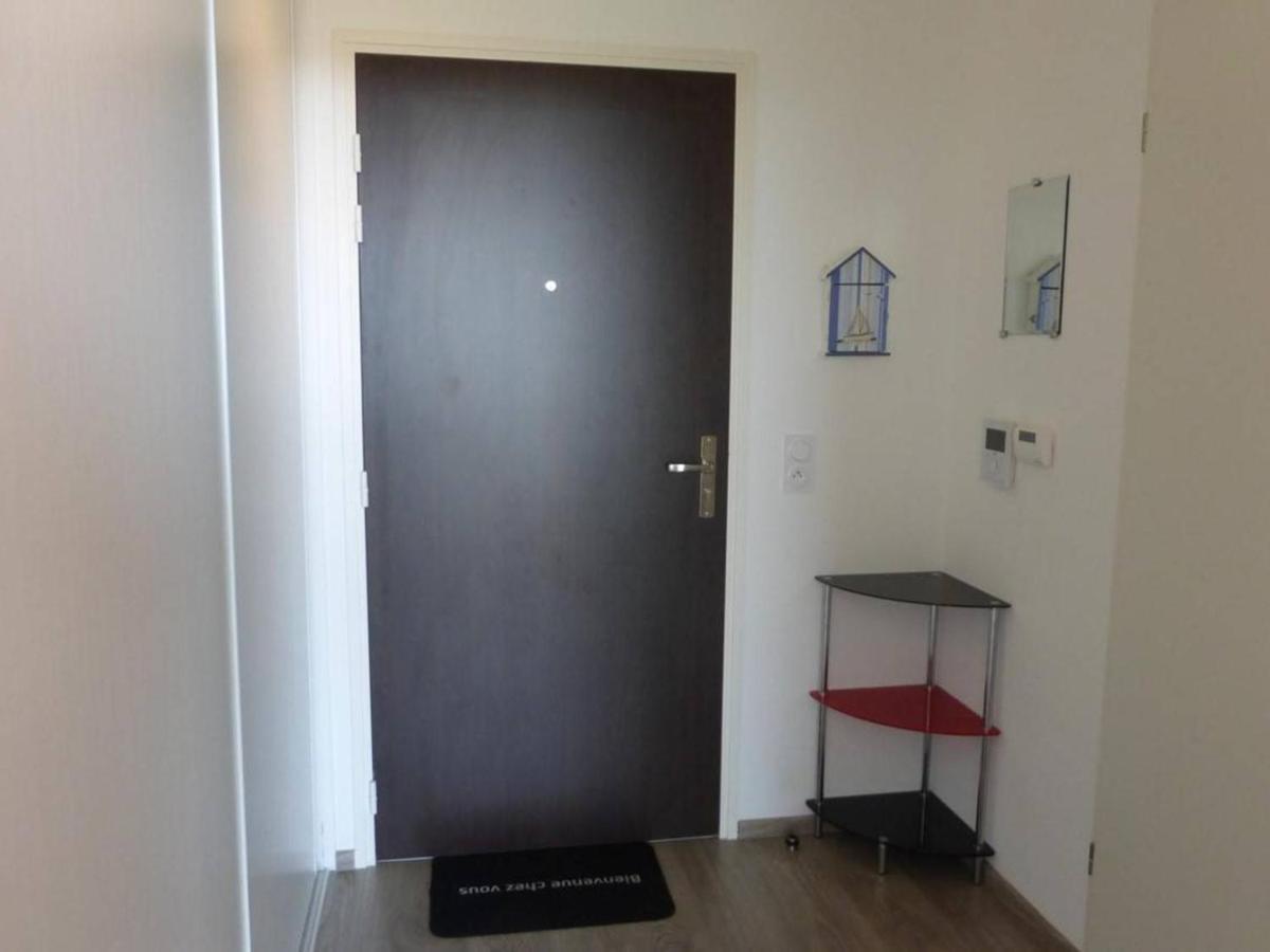 Appartement 2 Pieces Avec Balcon, Parking Et Proche Plage A Saint-Gilles-Croix-De-Vie - Fr-1-224-587 Exteriér fotografie